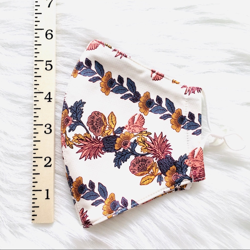 Tory Burch Wonderland Vine FALL 2020 Face Mask NEW - Picture 5 of 7